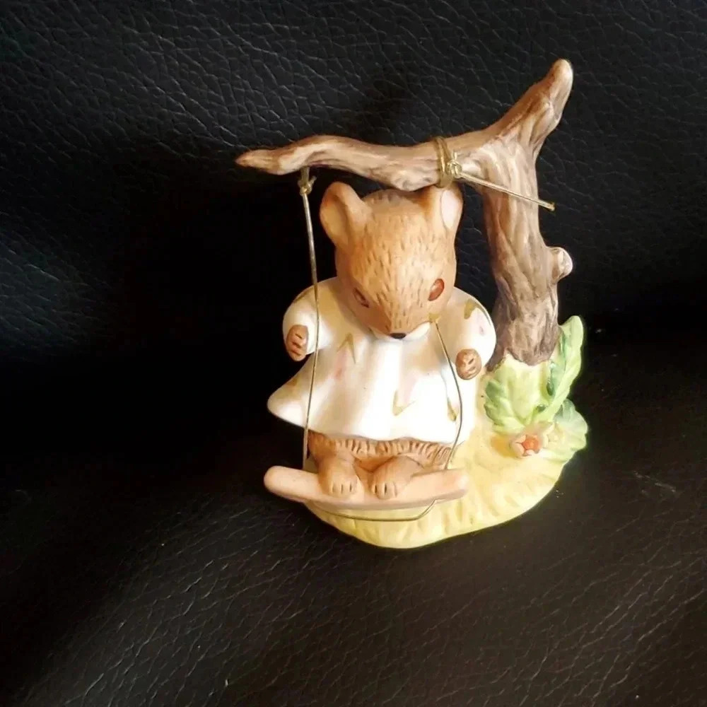 Enesco vintage bunny on swing - Picture 2 of 5